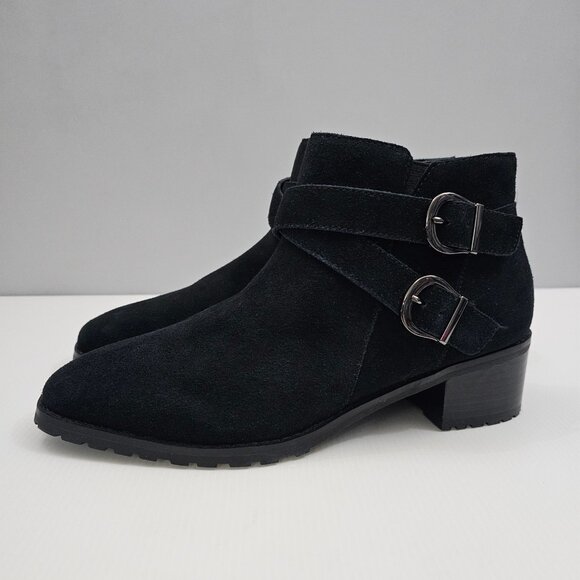 NEW Blondo Ankle Bootie Womens 10 Black Suede Waterproof Low Heel Fall Winter - Picture 1 of 13